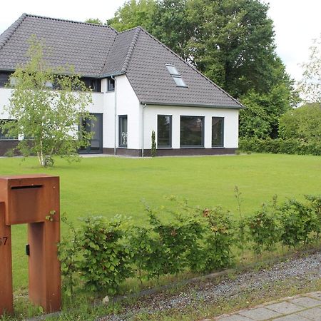 De Weije Wereld Bed & Breakfast Sint-Oedenrode ภายนอก รูปภาพ